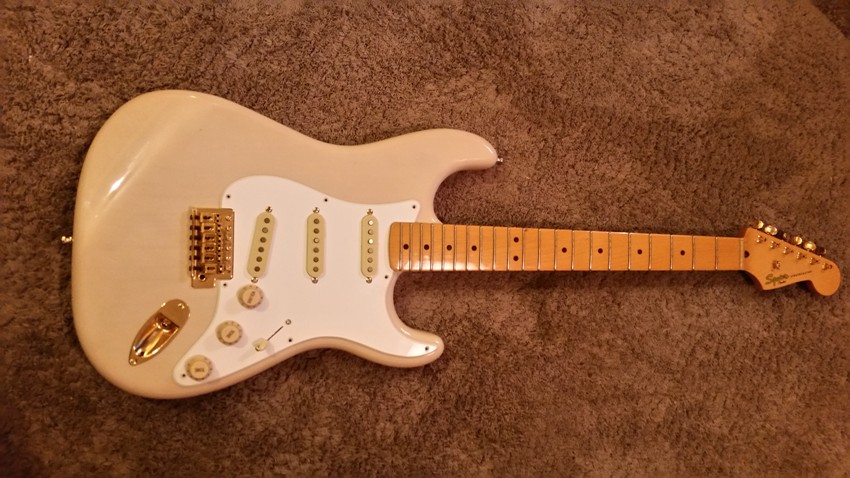 squier mary kaye strat