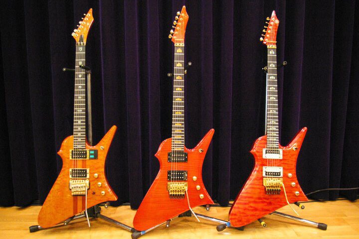 HR Guitars